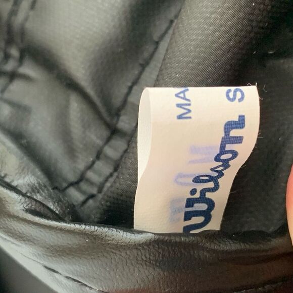 Wilson Bag Unisex 15.5” USPTA Triad Black Tennis Gym Shoulder Travel Case - Picture 13 of 13